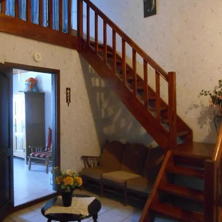 Fuer 8 Personen Ca 280 Qm In Mesnil-saint-blaise, Wallonie Maastal Holiday home