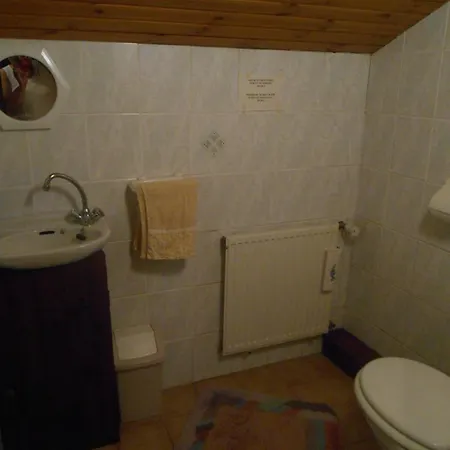 Fuer 8 Personen Ca 280 Qm In Mesnil-saint-blaise, Wallonie Maastal * Mesnil-Saint-Blaise