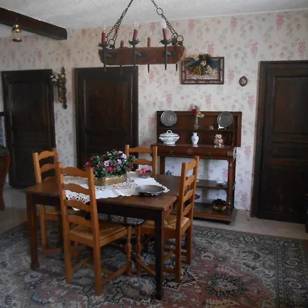Fuer 8 Personen Ca 280 Qm In Mesnil-saint-blaise, Wallonie Maastal Holiday home