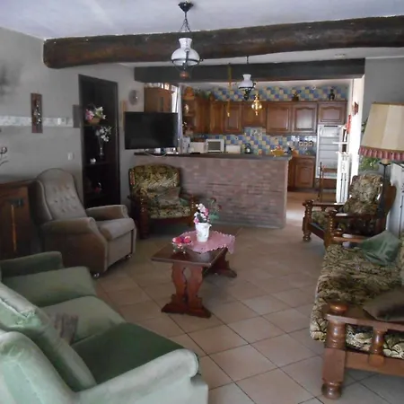 Fuer 8 Personen Ca 280 Qm In Mesnil-saint-blaise, Wallonie Maastal